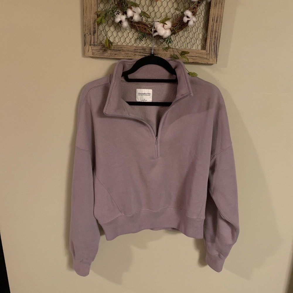 Abercrombie and Fitch pullover quarter zip